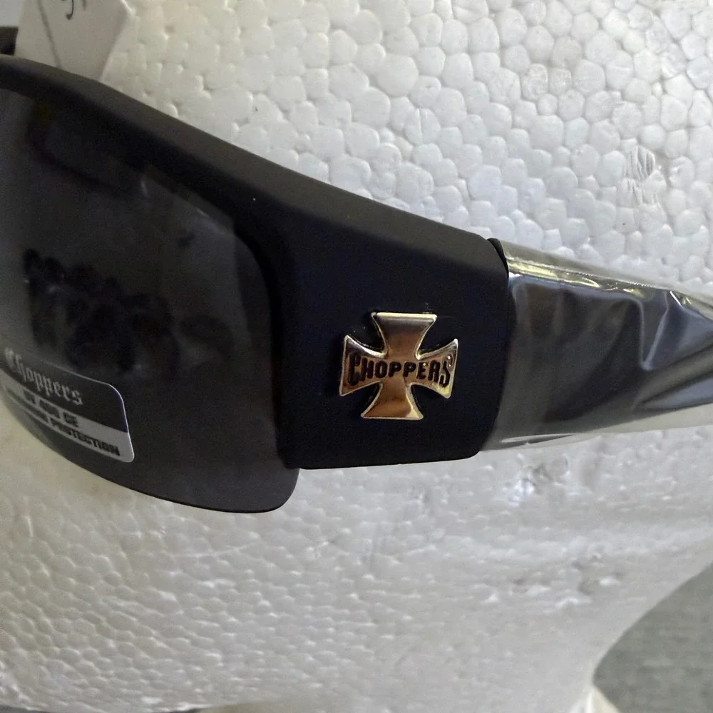 Choppers Sunglasses Mens OS Matte Black Wrap Around UV400 Biker Cross Logo